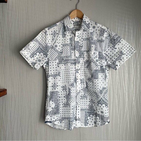 Express Other - Express Shirt Men’s XS Button Up Paisley Casual Blue White